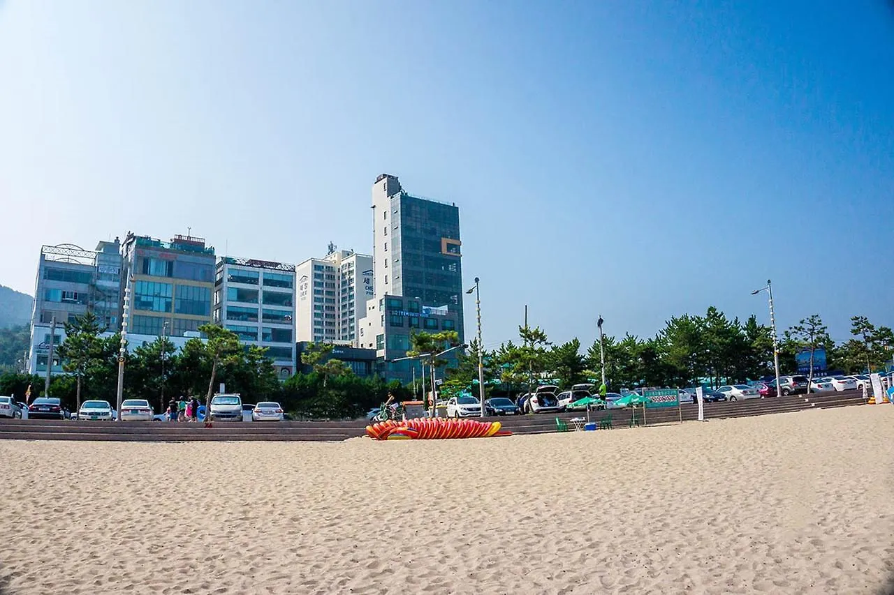 Guest house From Guesthouse Busan
