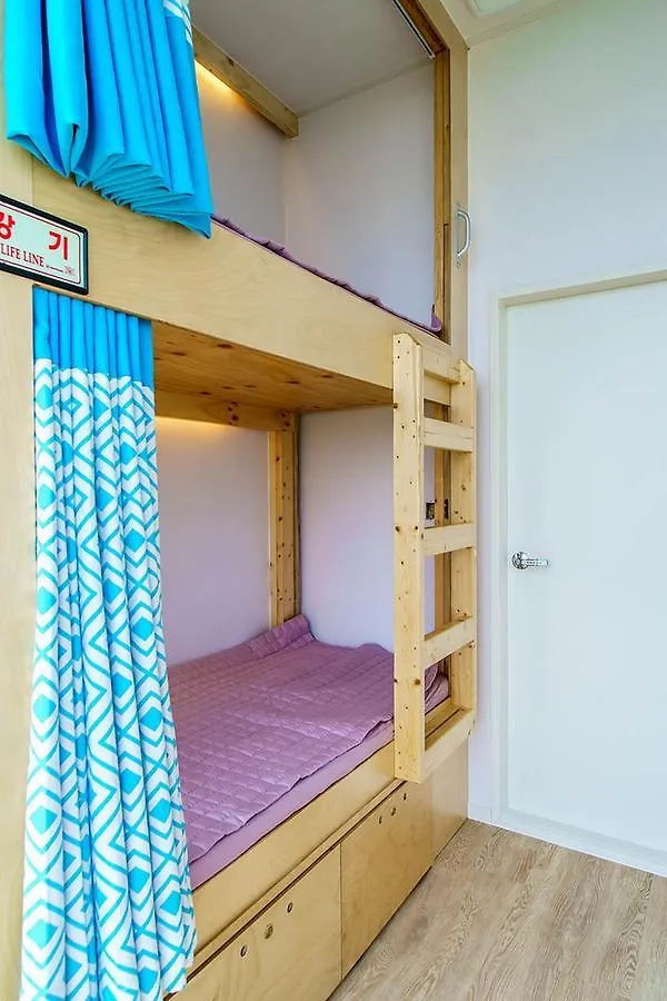 Guest house From Guesthouse Busan